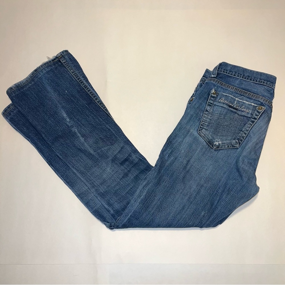Armani Exchange women’s distressed straight legged jean size 2R